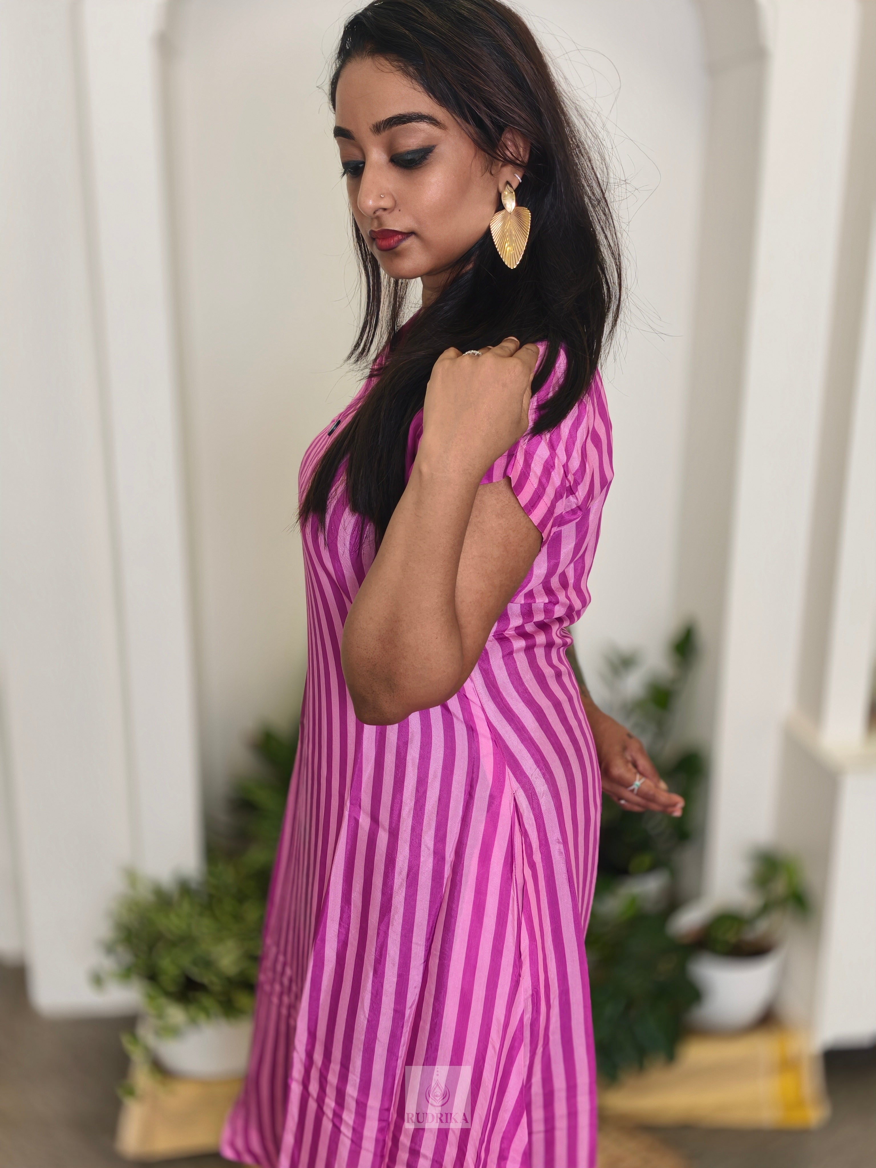 Maxi dress with collar - bubblegum pink