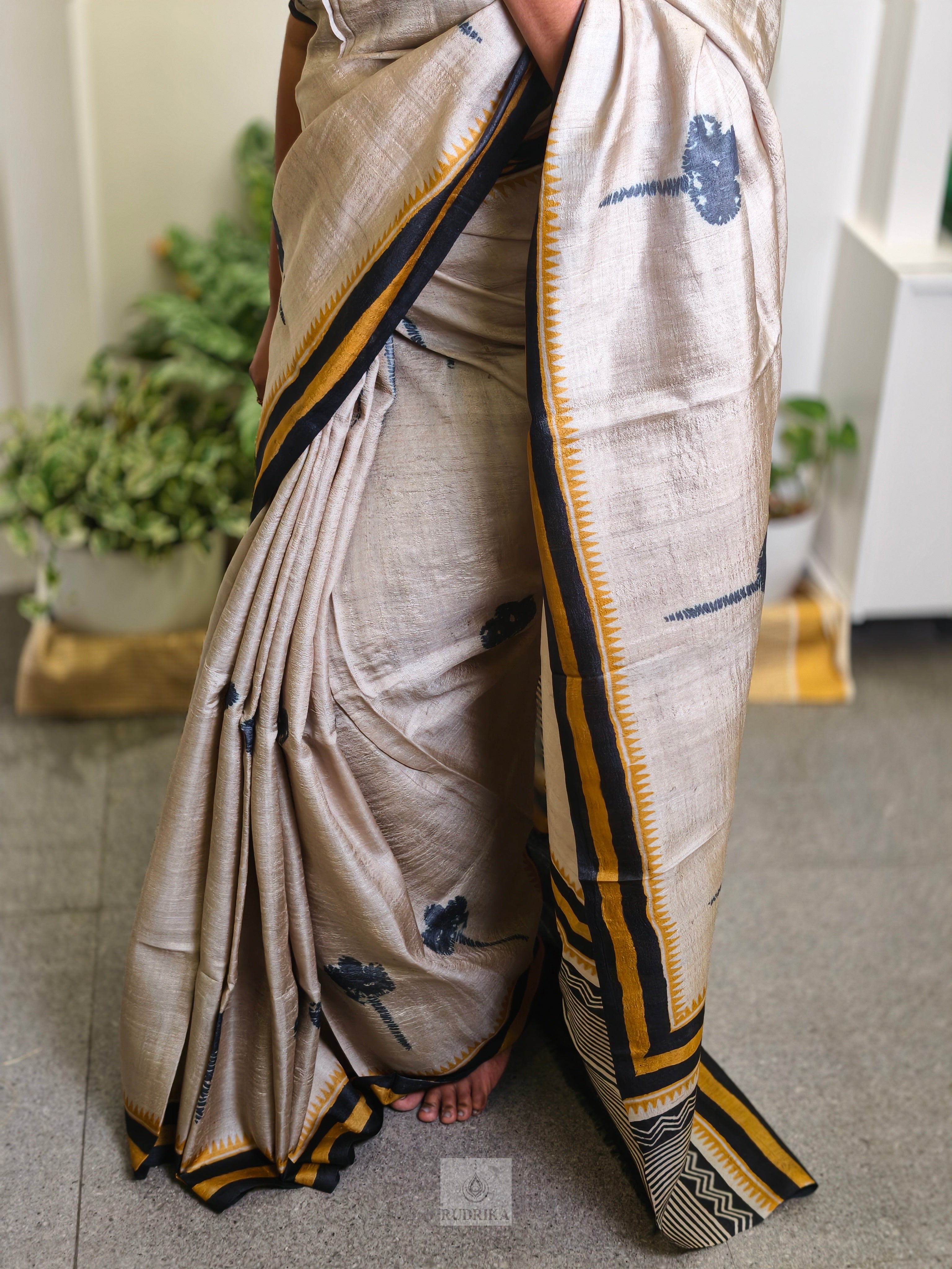 Jamdani Muslin Tussar Silk Saree