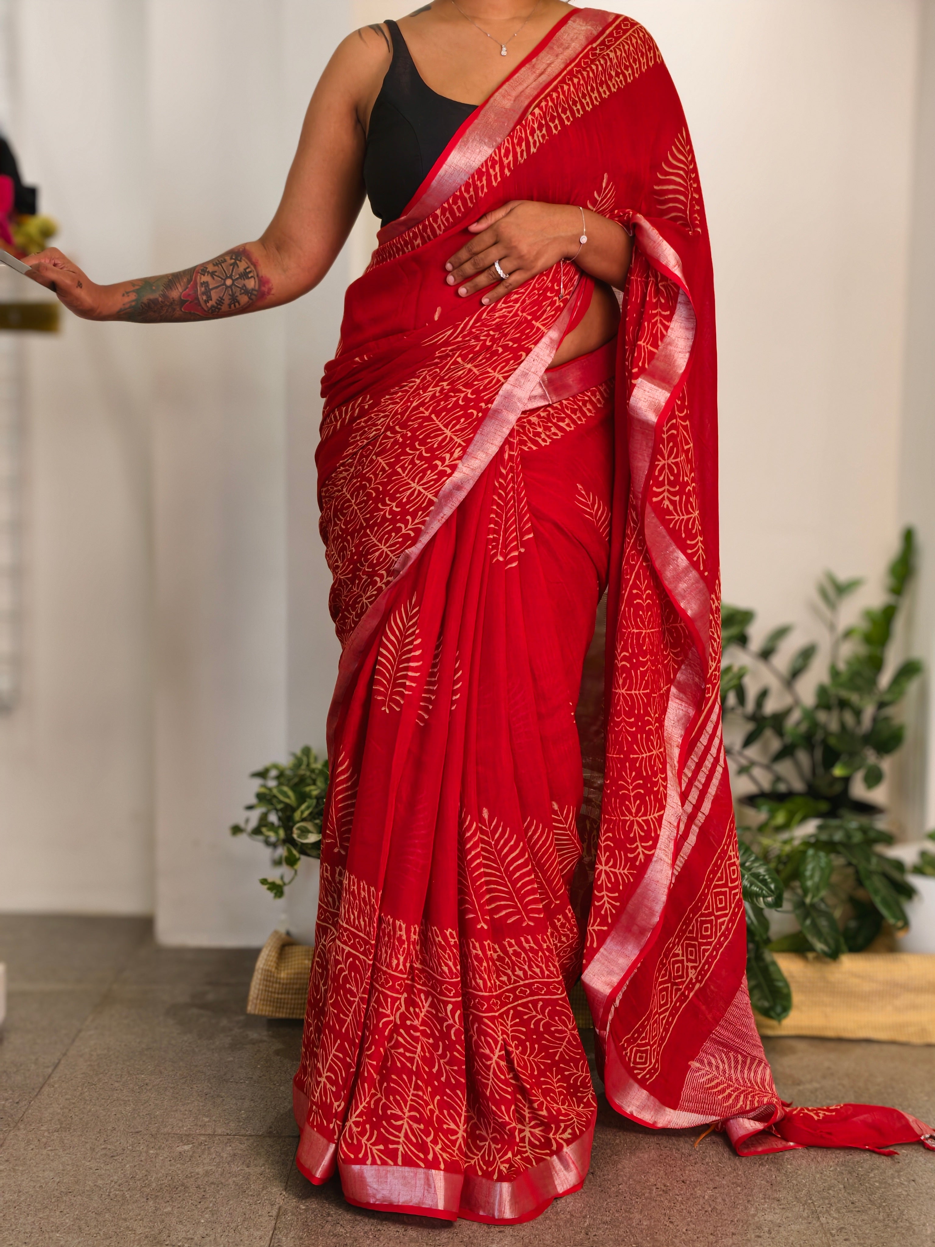 Linen Pattern Saree