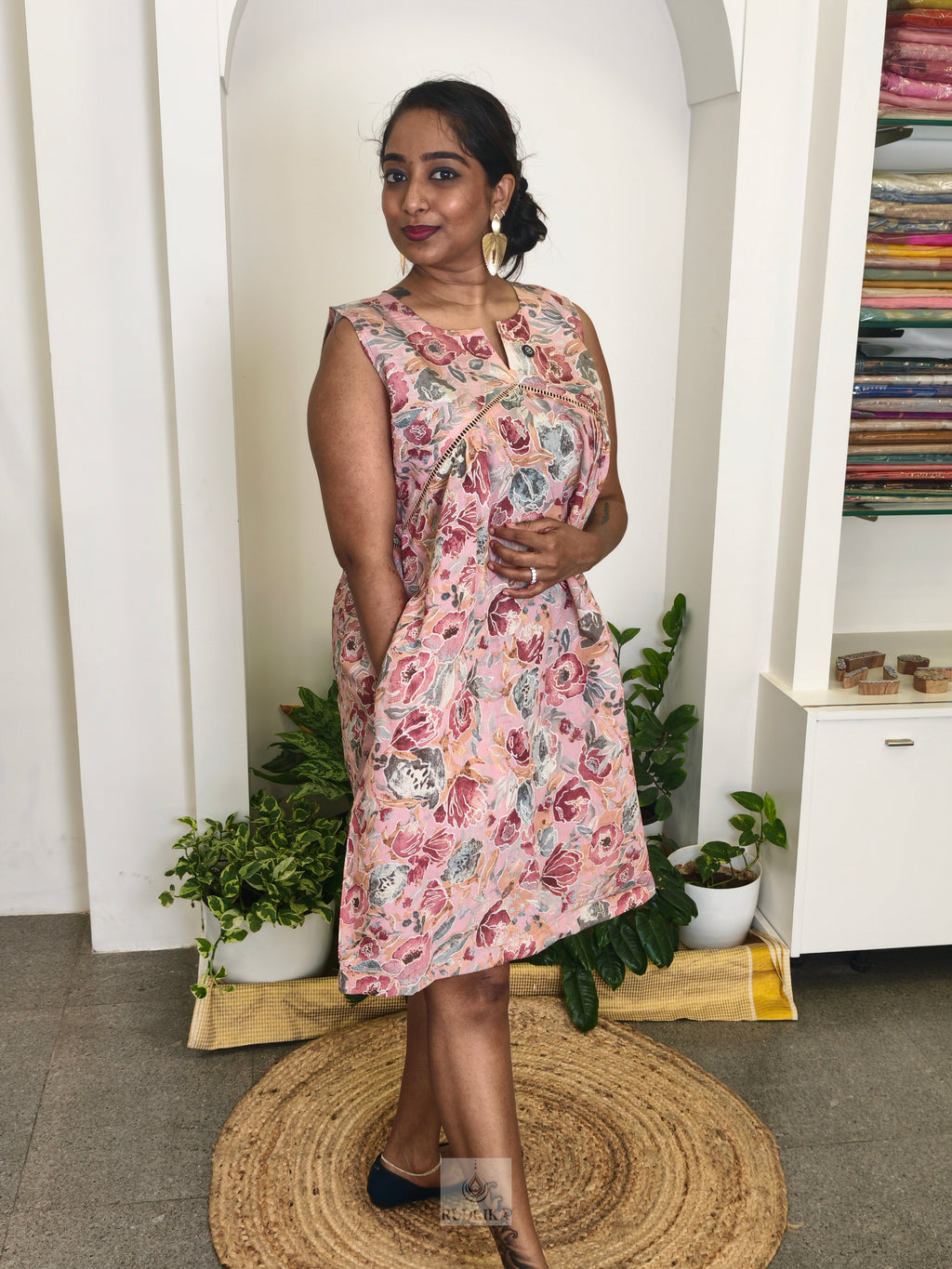 Knee length dress - Ash and Maroon