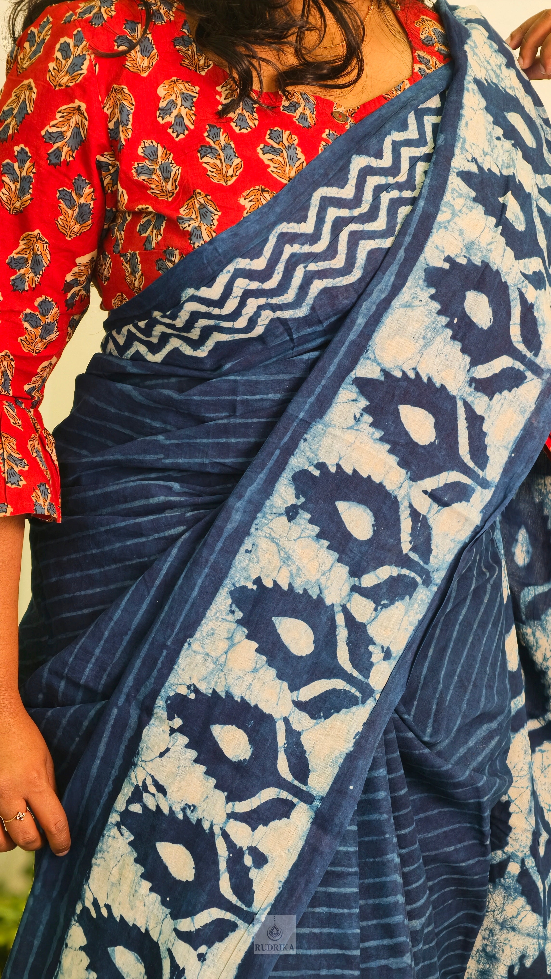 Soft cotton saree - indigo with stripes and flower motifs