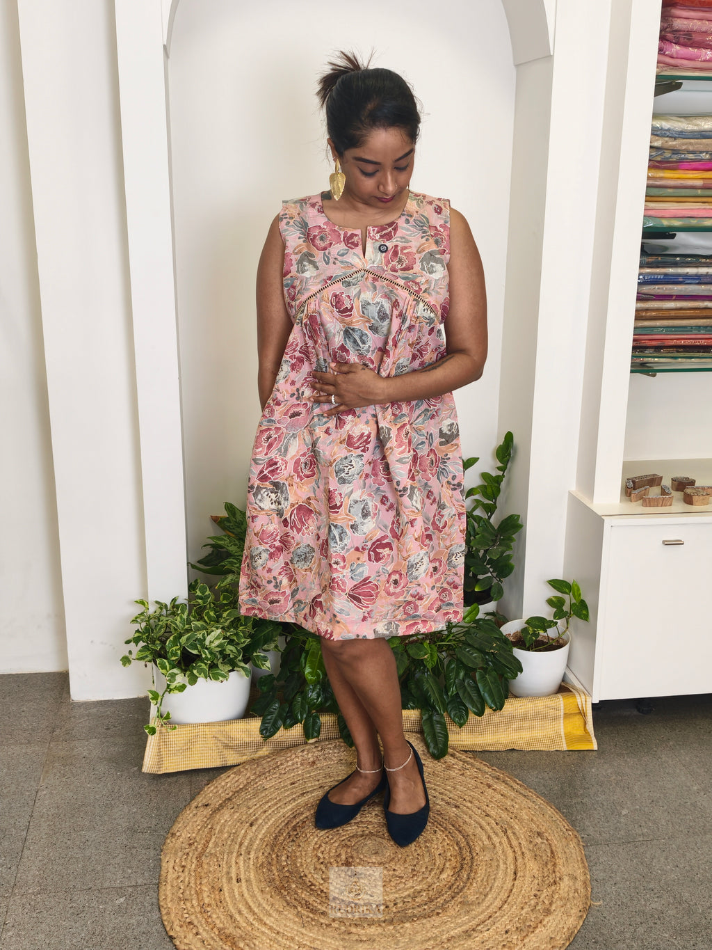 Knee length dress - Ash and Maroon