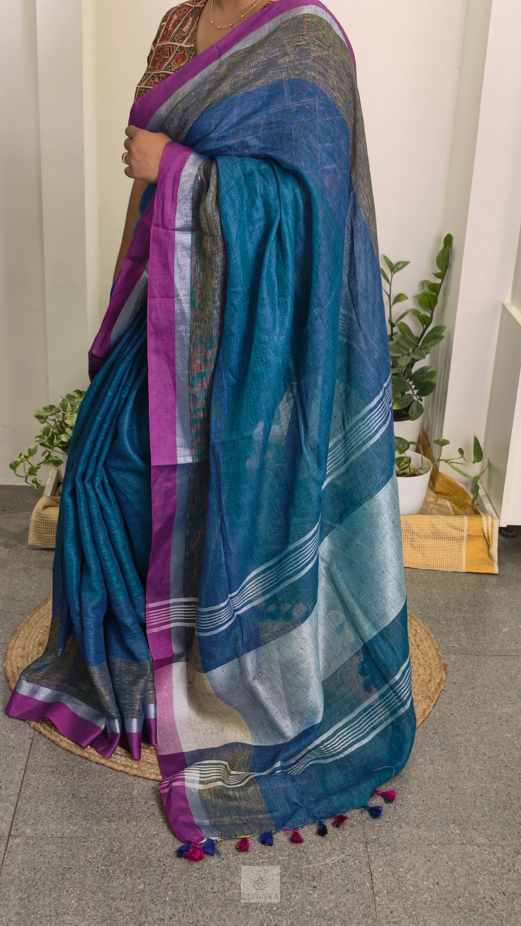 Linen saree - blue with pink border
