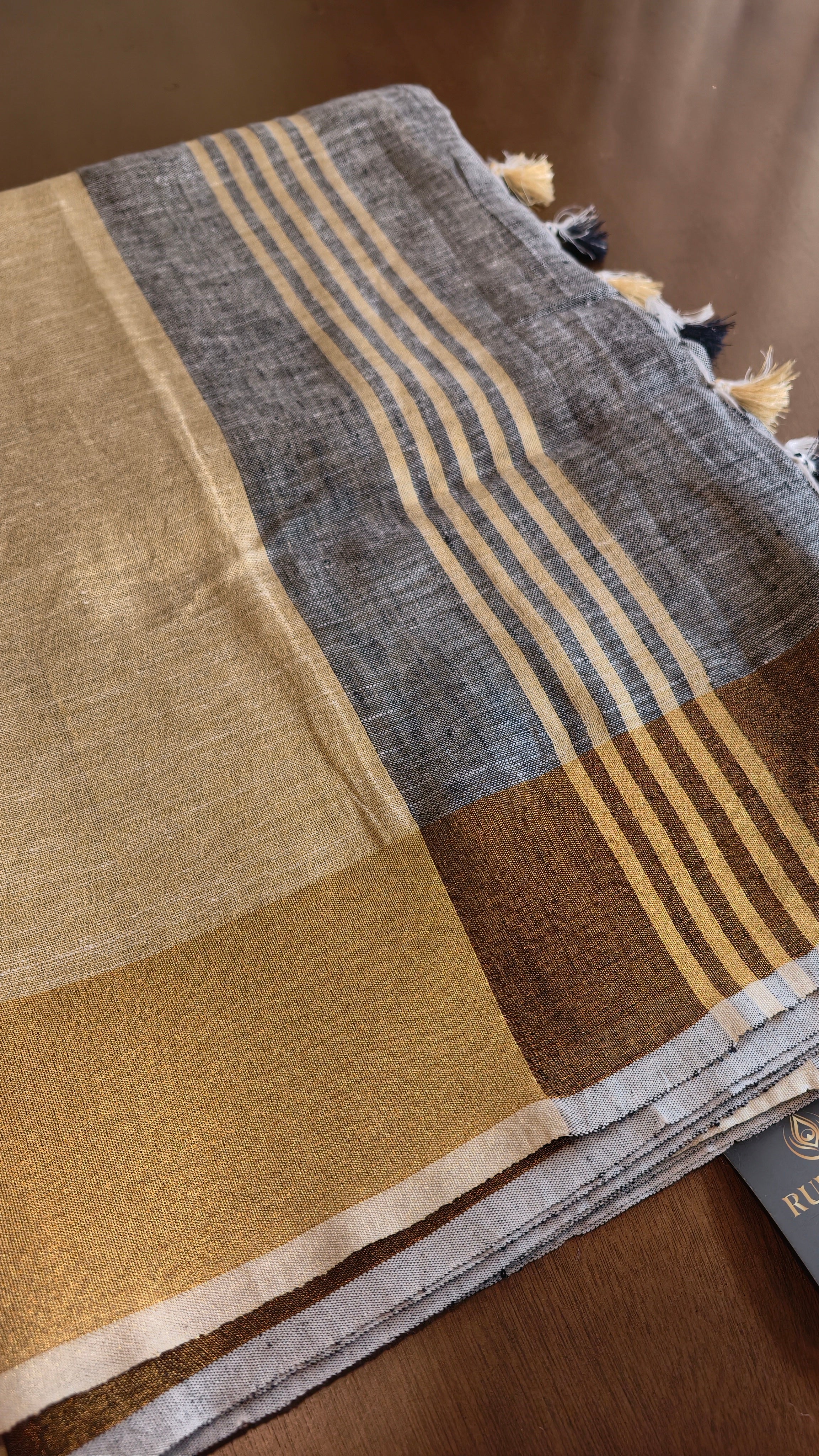 Linen - grey with copper zari and cream pallu