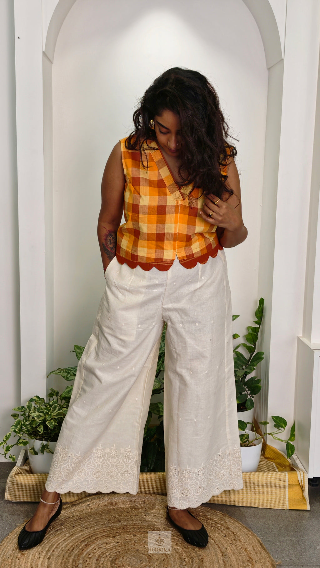 Hakkoba parallel pants - off white