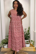 Maxi dress in dusky pink