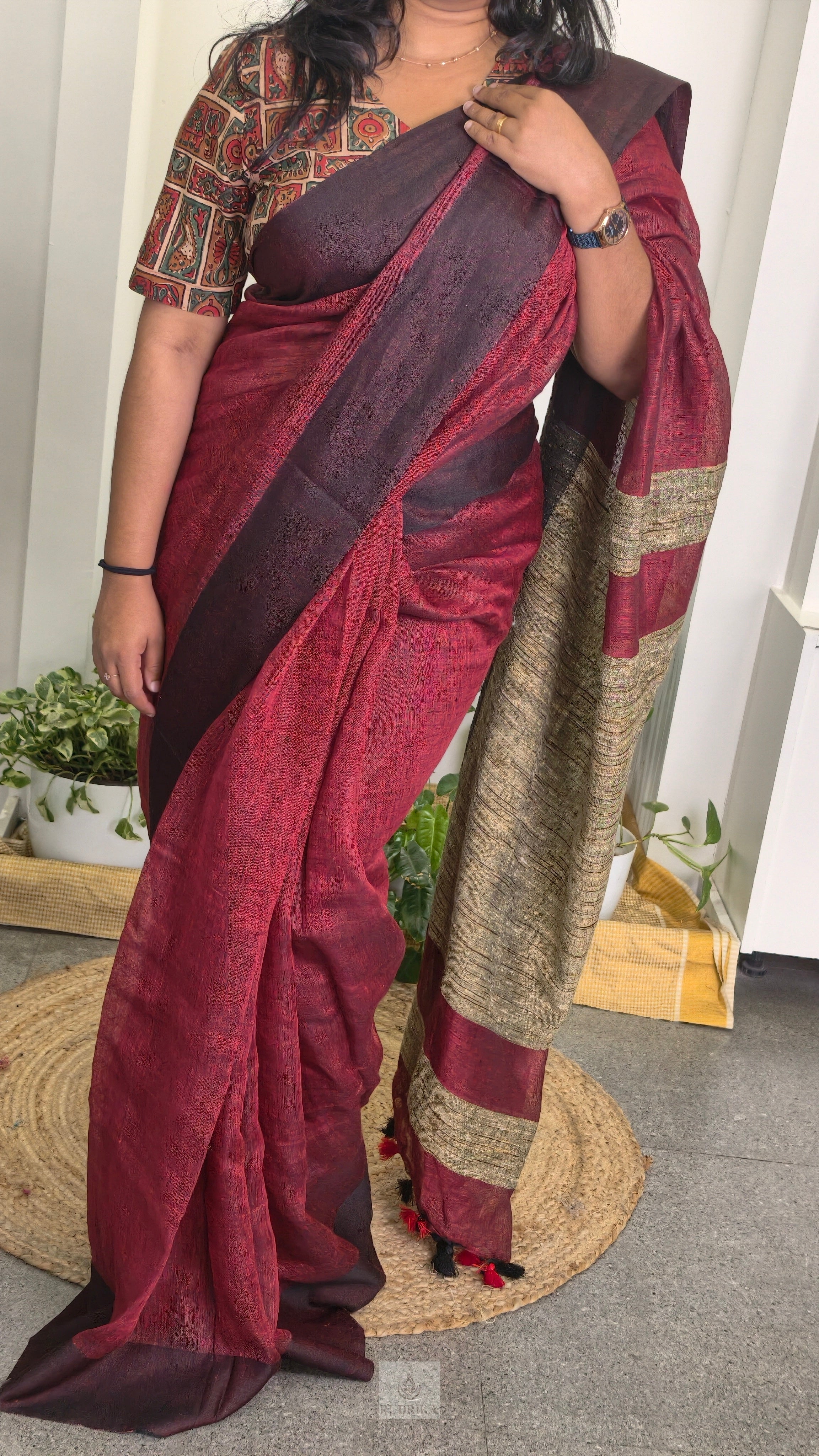 Linen saree - maroon with coir beige pallu