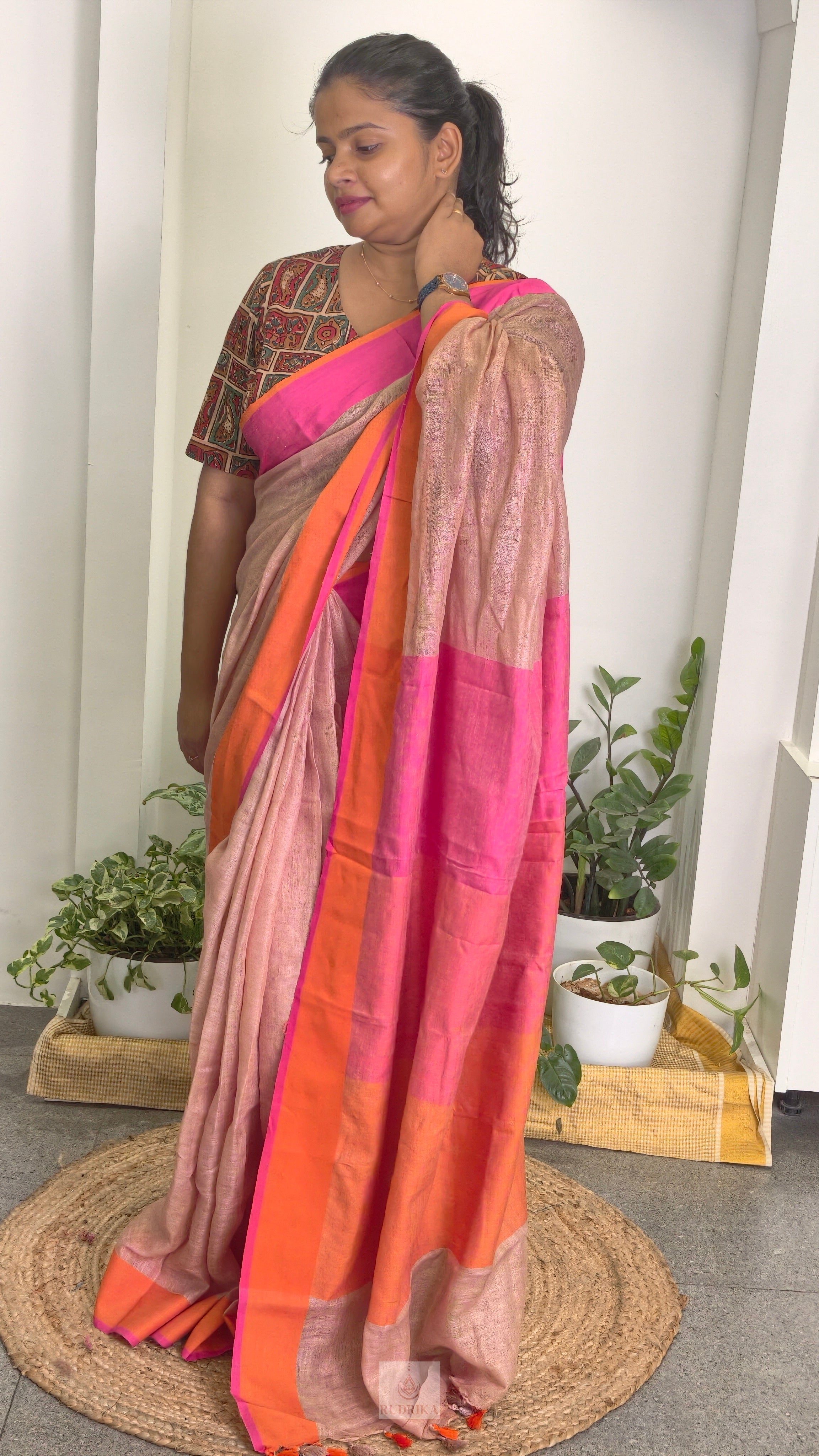 Linen saree - peachy pink