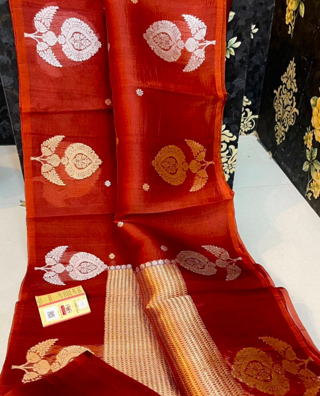Semi-Georgette with Banarasi butta
