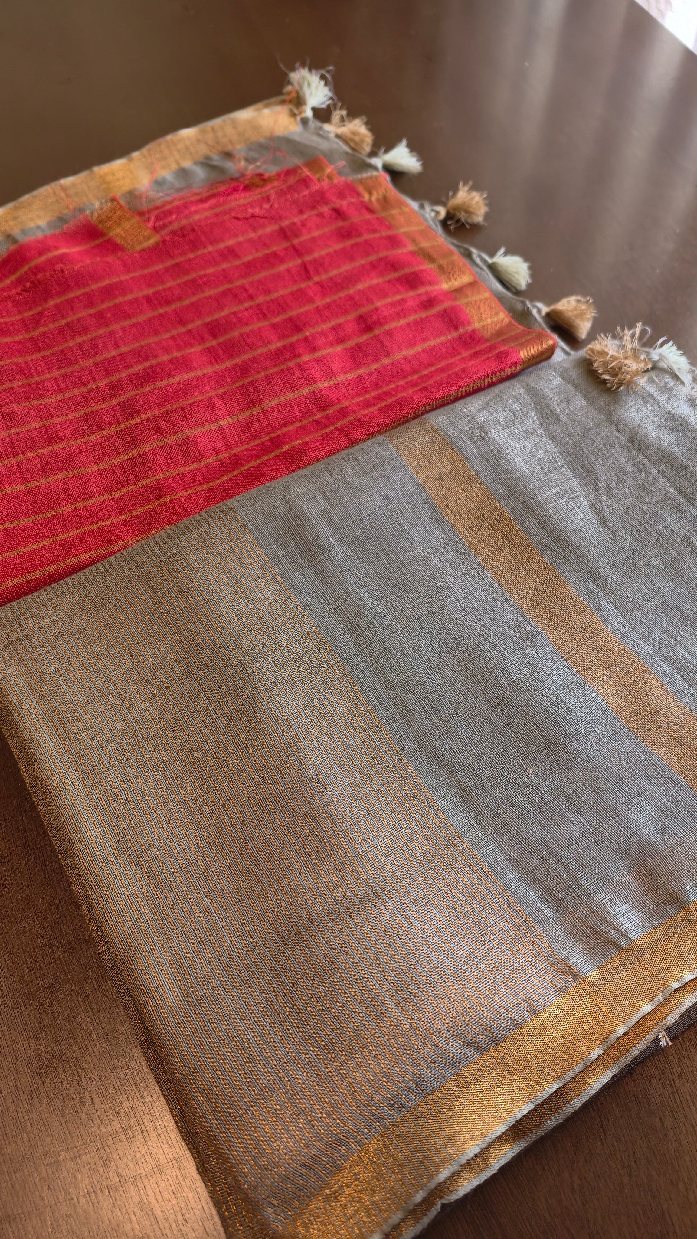 Linen - beige brown with gold zari stripes