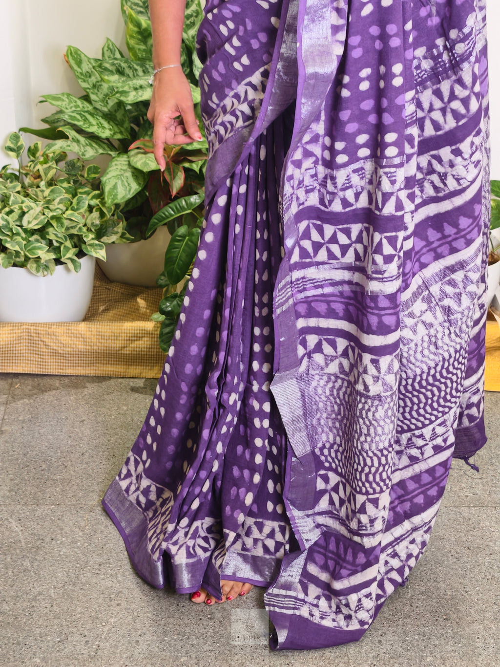 Linen Pattern Saree