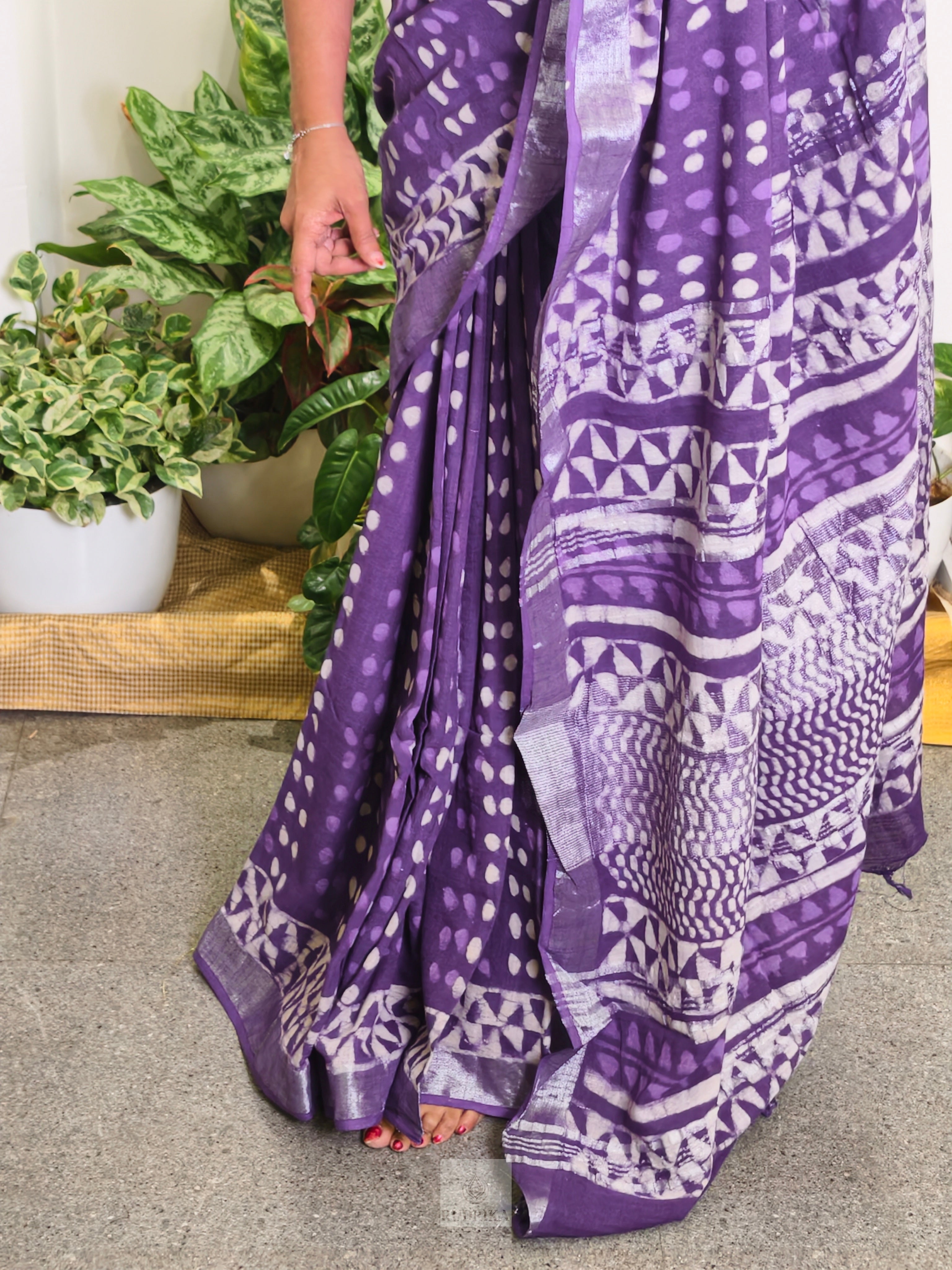 Linen Pattern Saree