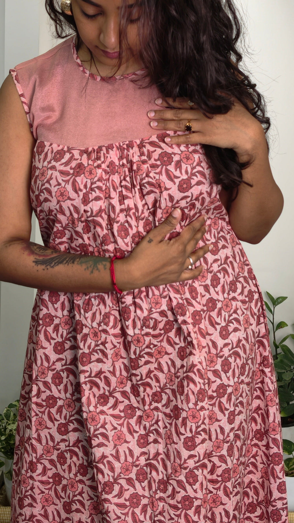 Maxi dress in dusky pink