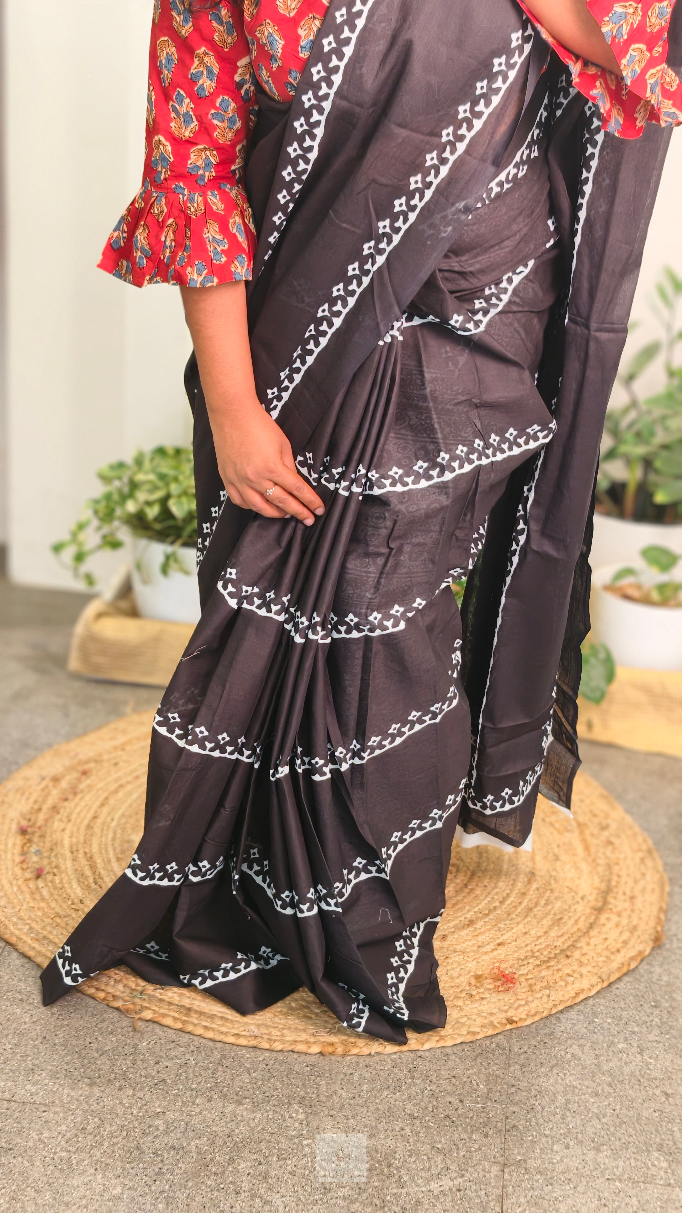 Soft cotton saree - black and white